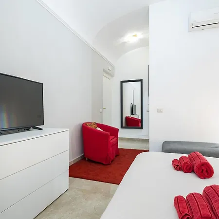 Domus Enea - Colosseo Termini * 罗马
