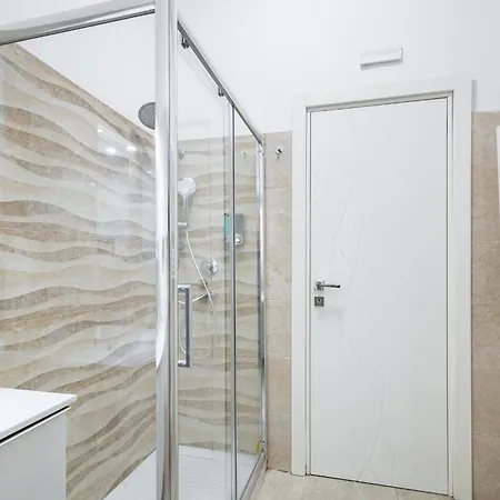 Domus Enea - Colosseo Termini * 罗马