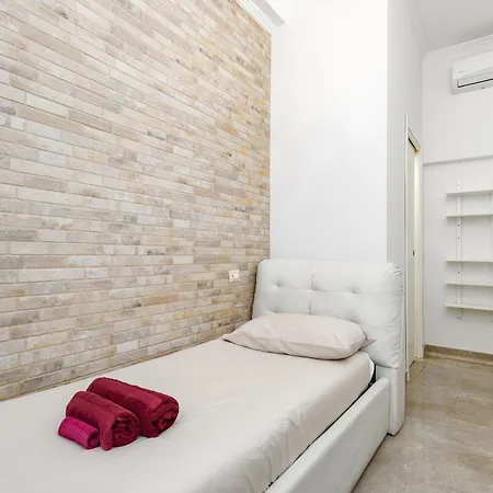 公寓 Domus Enea - Colosseo Termini 罗马