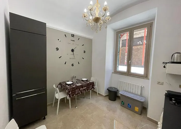 Apartment Domus Enea - Colosseo Termini Rom